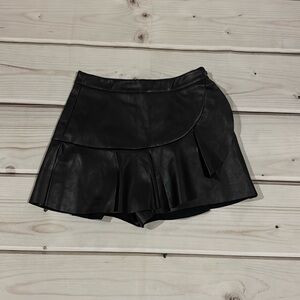 Do+be faux leather skort M